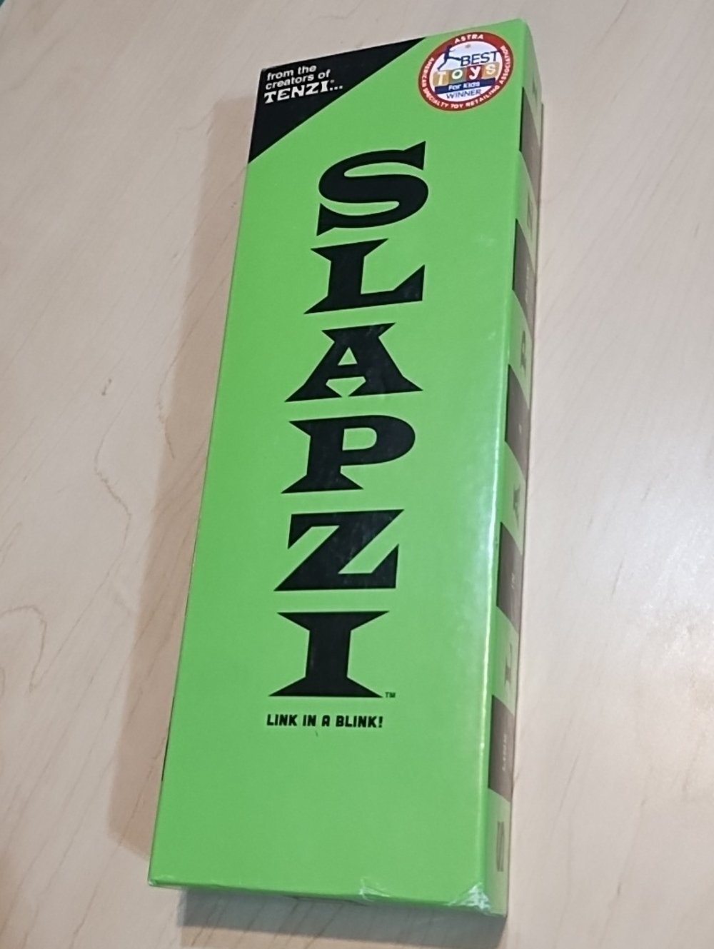 Slapzi Linking Game - Bright Green Box NIB Ages 8-95.